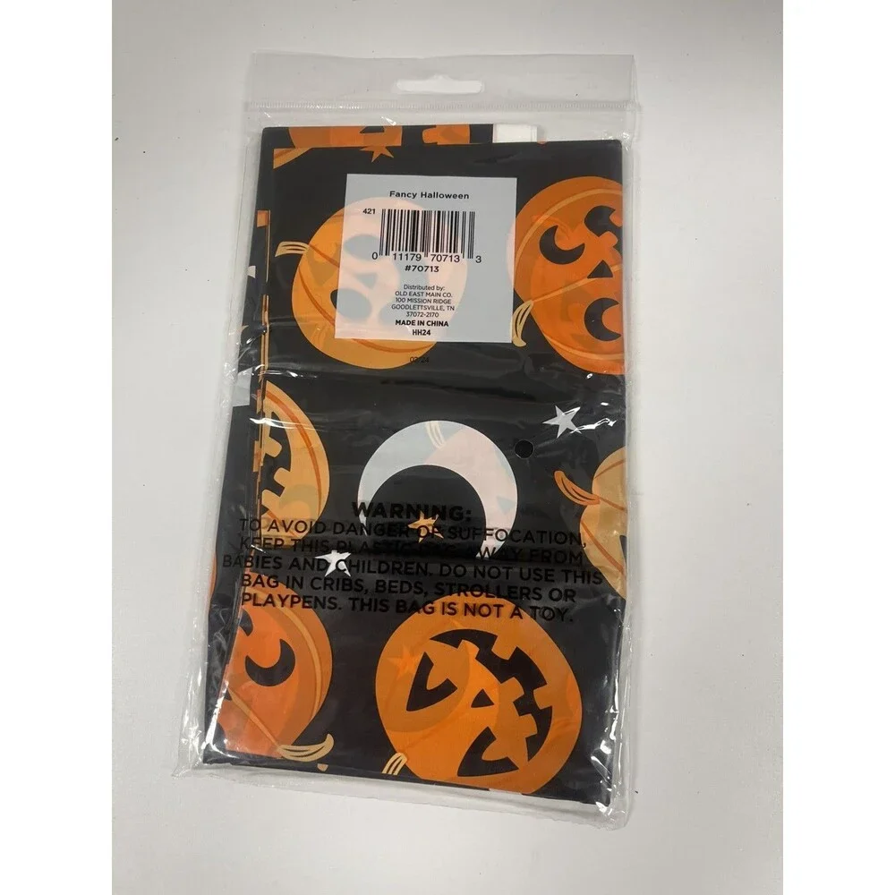 Halloween party supplies Plates, Cups, Napkins And decorations Party Of 8 #314